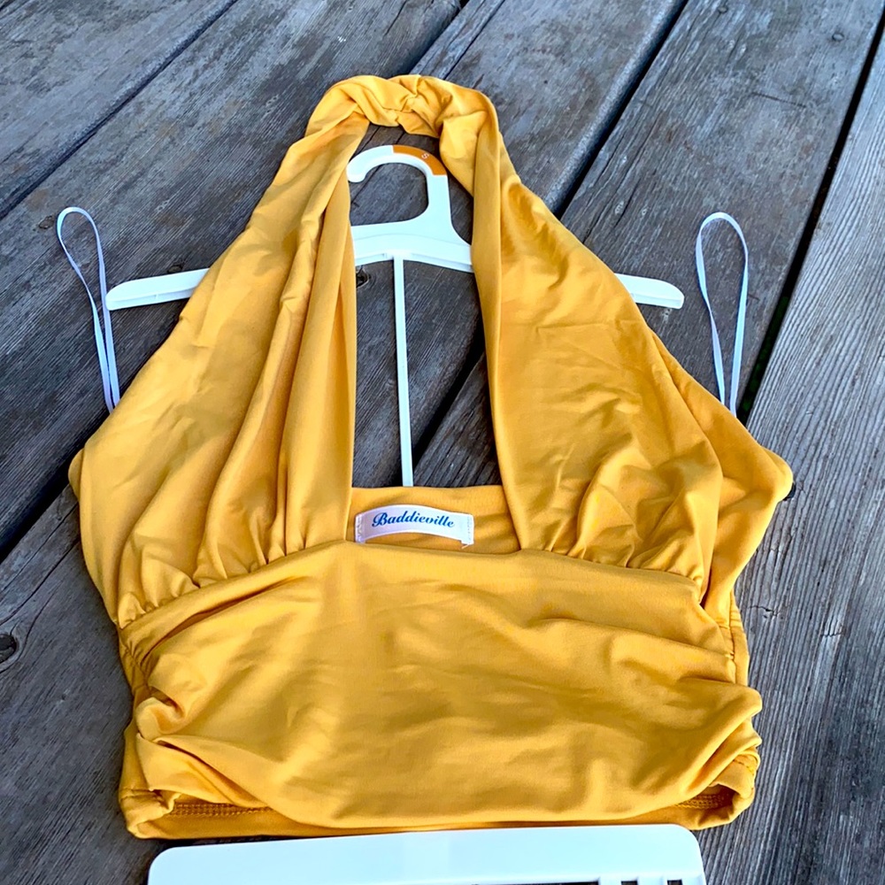2 Piece Skirt Set 💛 Size Small - Picture 2 of 7